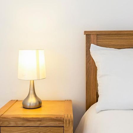 Апартаменты Affordable 1 Bed In Southwark Лондон Экстерьер фото