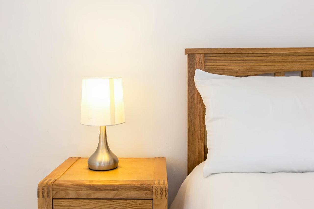 Апартаменты Affordable 1 Bed In Southwark Лондон Экстерьер фото
